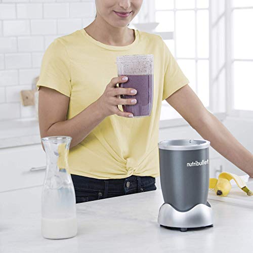 Personal Blender for Shakes, Smoothies, Food Prep, and Frozen Blending E957108