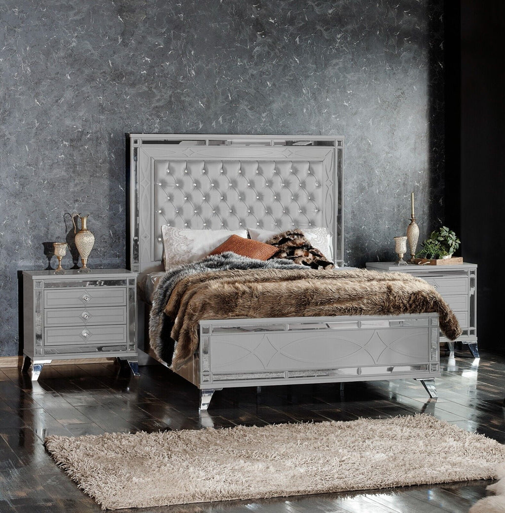Queen Bed with 2 Nightstand J190