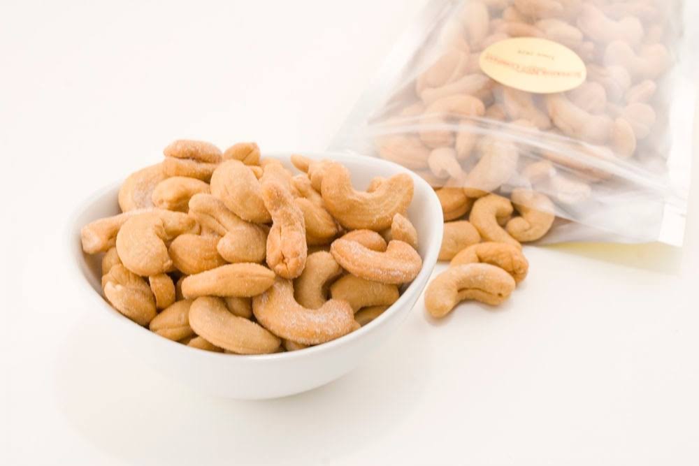 Unsalted Whole Cashews - 4 Pound Bag L201