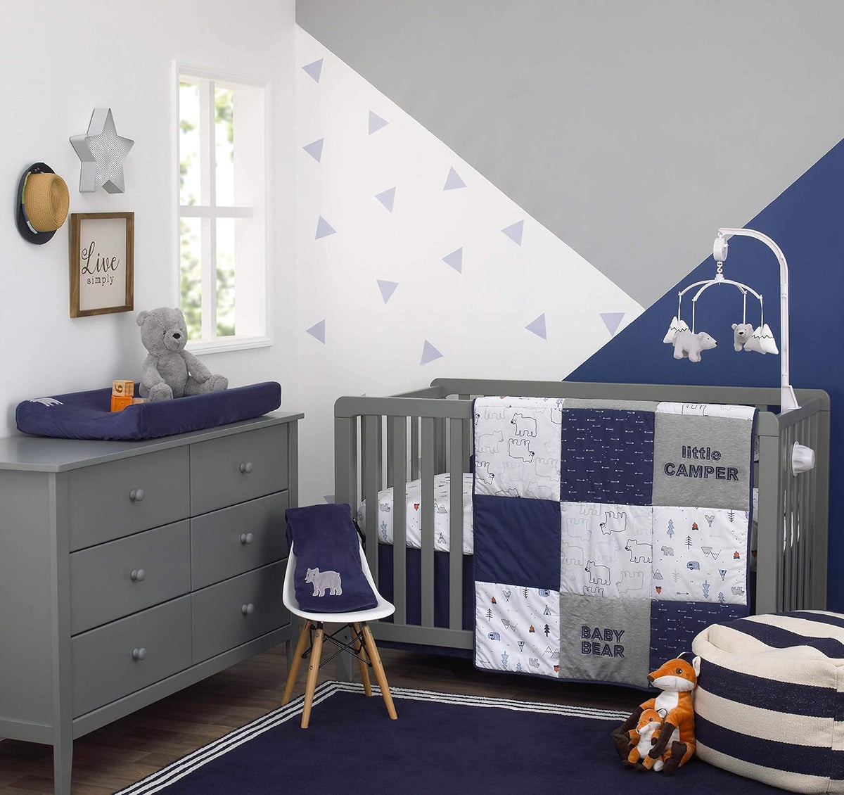 7-Piece Crib Bedding Set T22400