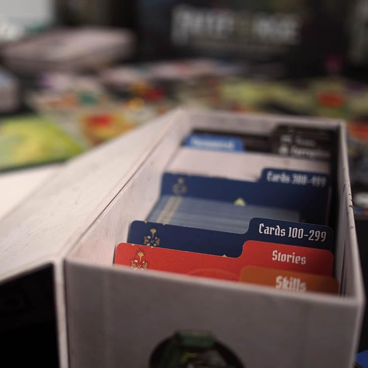 Strategy Board Game 1-4 Players E2609