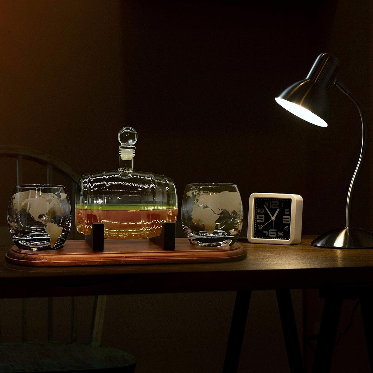 Brown Glass Whiskey Carafe with Stopper and Base O95153