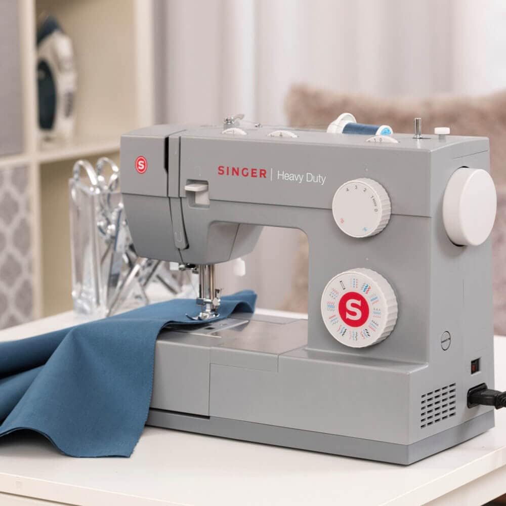 Heavy Duty Sewing Machine with Extension Table U299275
