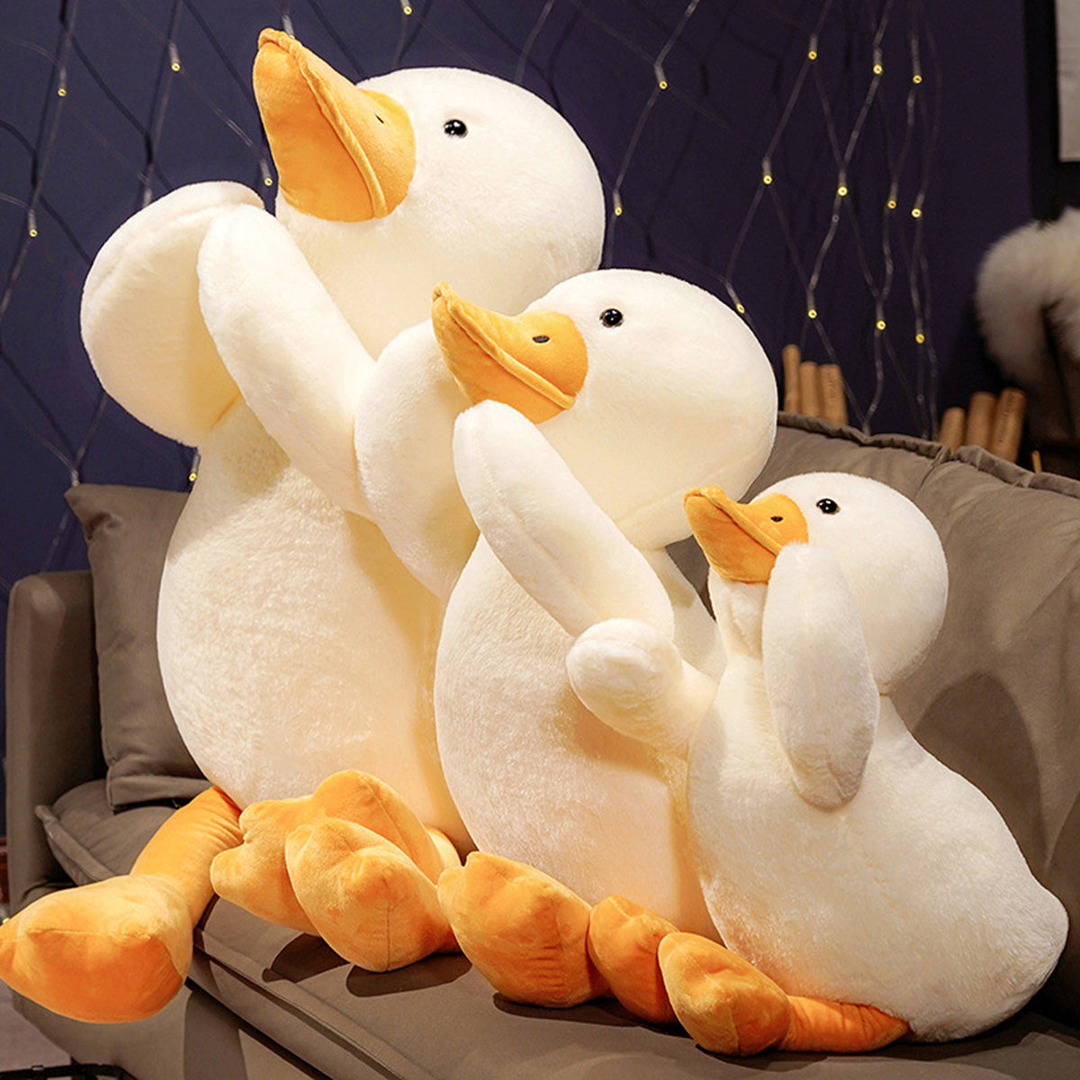 60cm Cartoon Duck Plush Doll Soft Throw Pillow Stuffed Toy N756