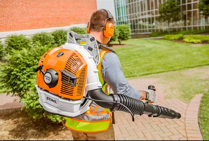 Gas Backpack Leaf Blower S435064