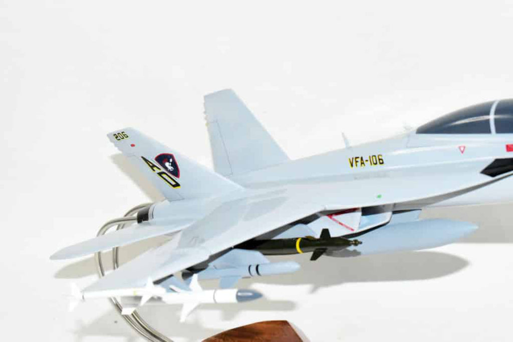 Mahogany F/A-18F Model U5619