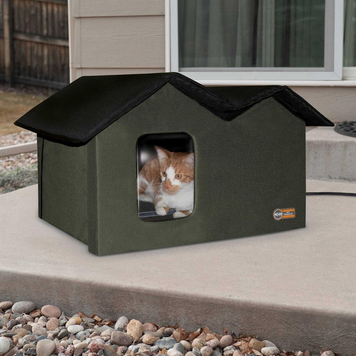 Extra-Wide Outdoor Kitty House L455199