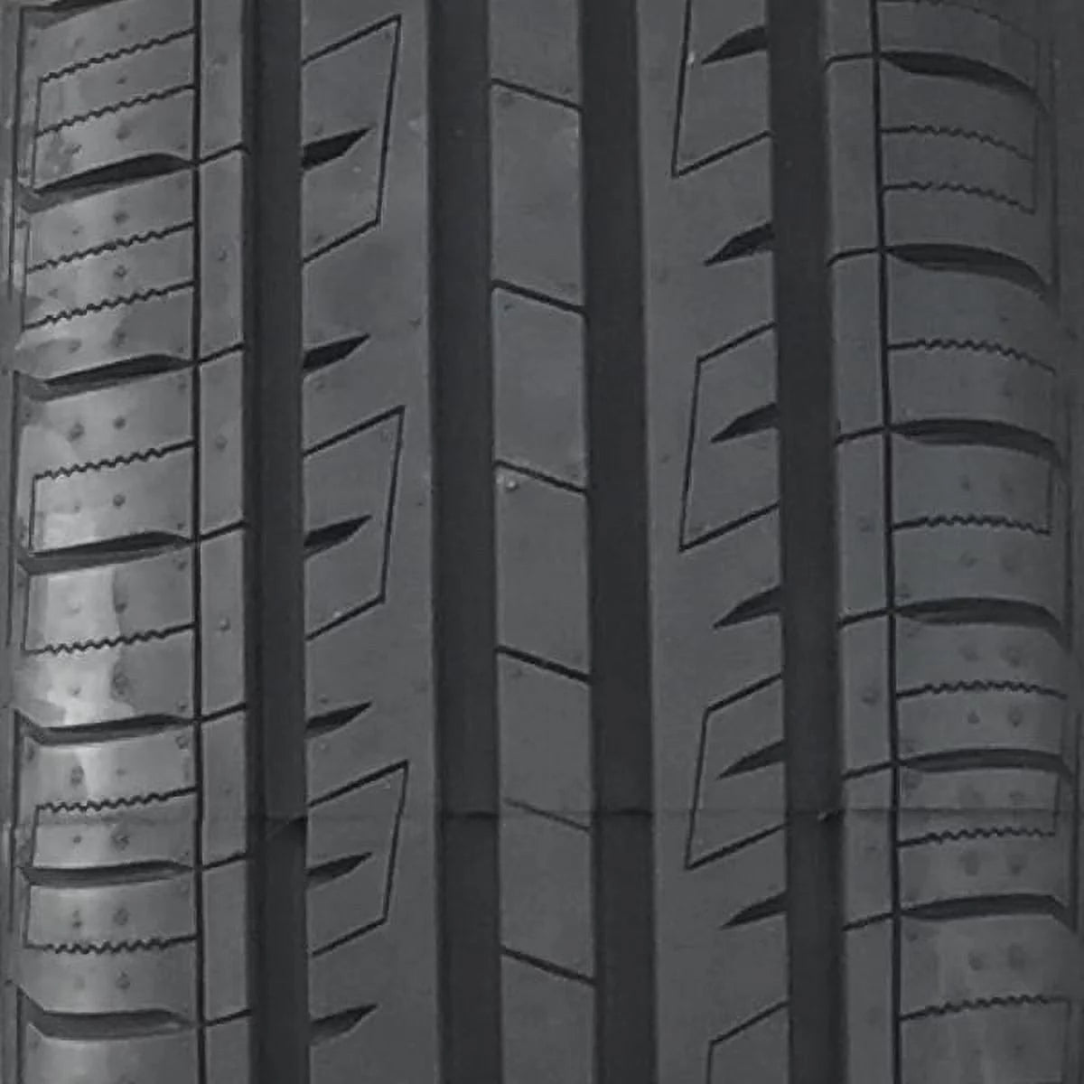 205/65R16 Tire F634278