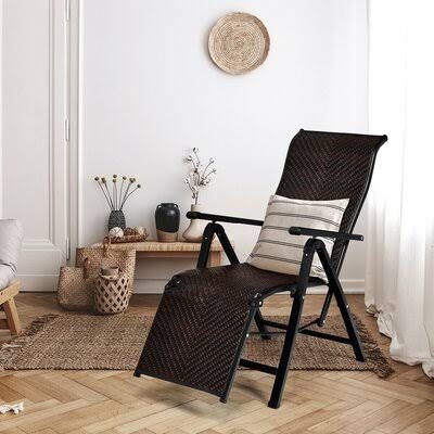 Red Barrel Studio Reclining Folding Zero Gravity Chair Z365478