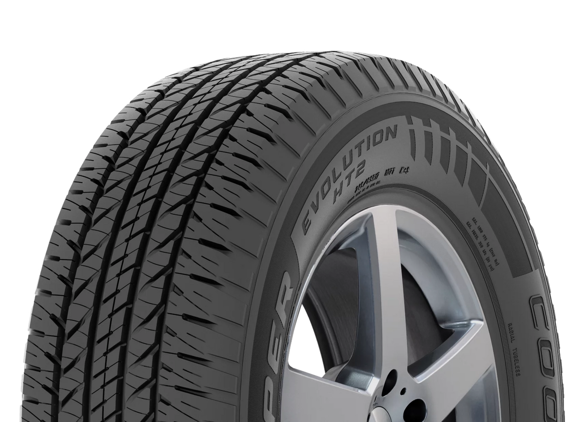 235/70R16 106T All-Season Tire I497198
