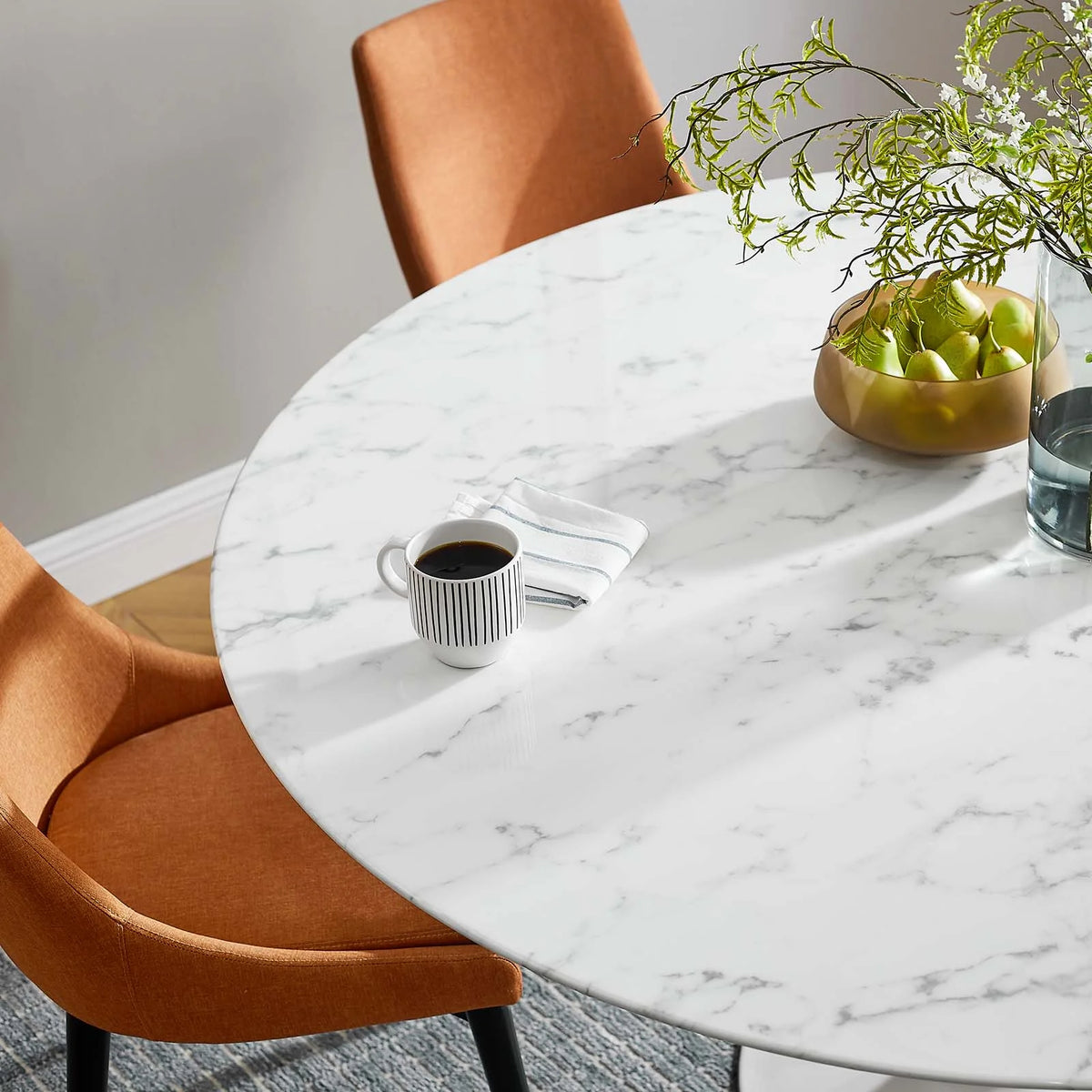 White Round Artificial Marble Dining Table B6867